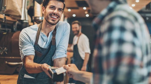 Leia mais sobre o artigo O Elemento Humano na Venda: Conhecendo o Público e Treinando sua Equipe